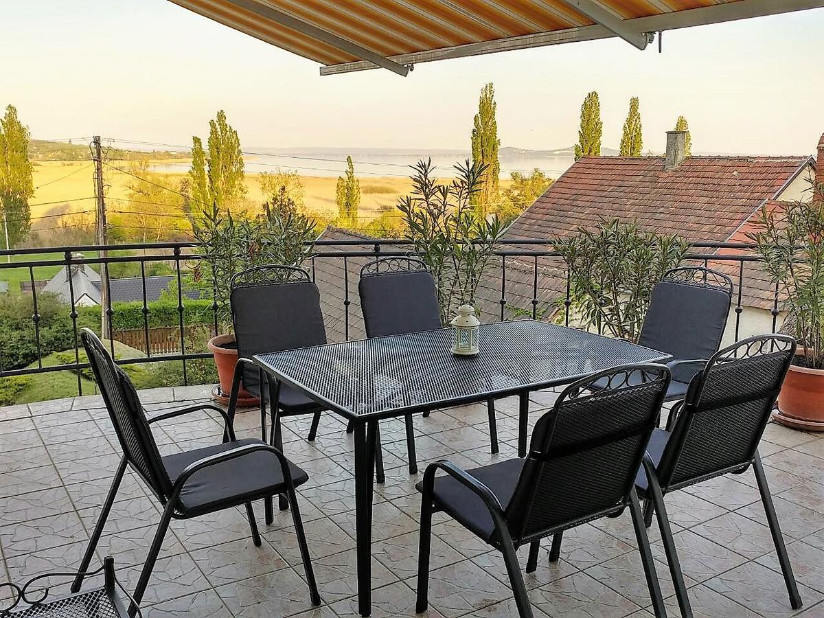 Szigligeti Panorama Apartmanhaz Exterior foto